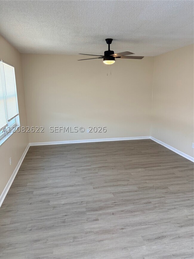 Building Photo - 7665 6th St