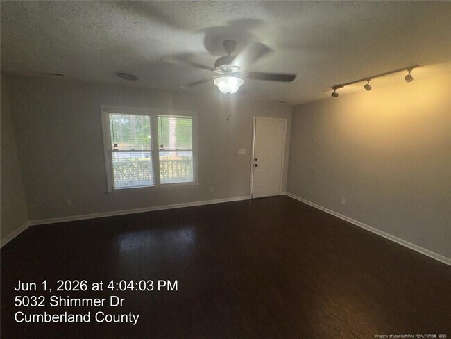 Building Photo - 5032 Shimmer Dr