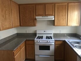 Building Photo - 15643 Wyandotte St