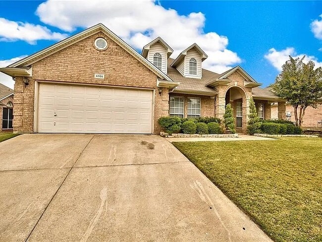 Building Photo - 4705 Sterling Trace Cir