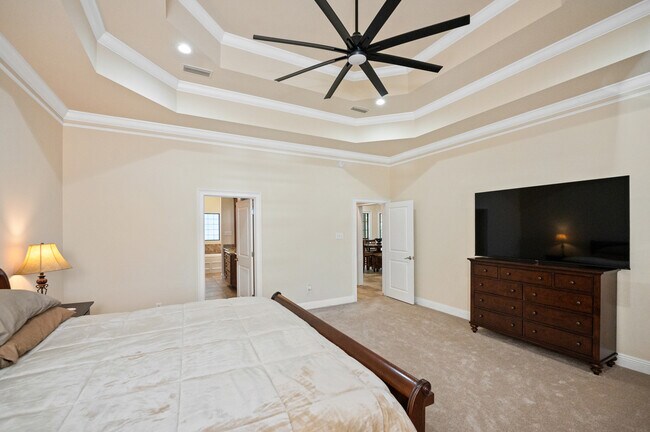 Building Photo - 29320 Acorn Knoll Dr