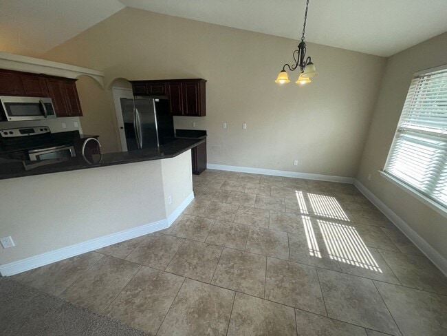 Building Photo - Navarre - Holley By the Sea - 4 Bedrooms, 2 Bathrooms - office space potential