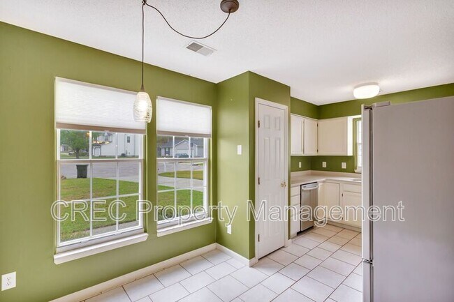 Building Photo - 207 Lynton Ct