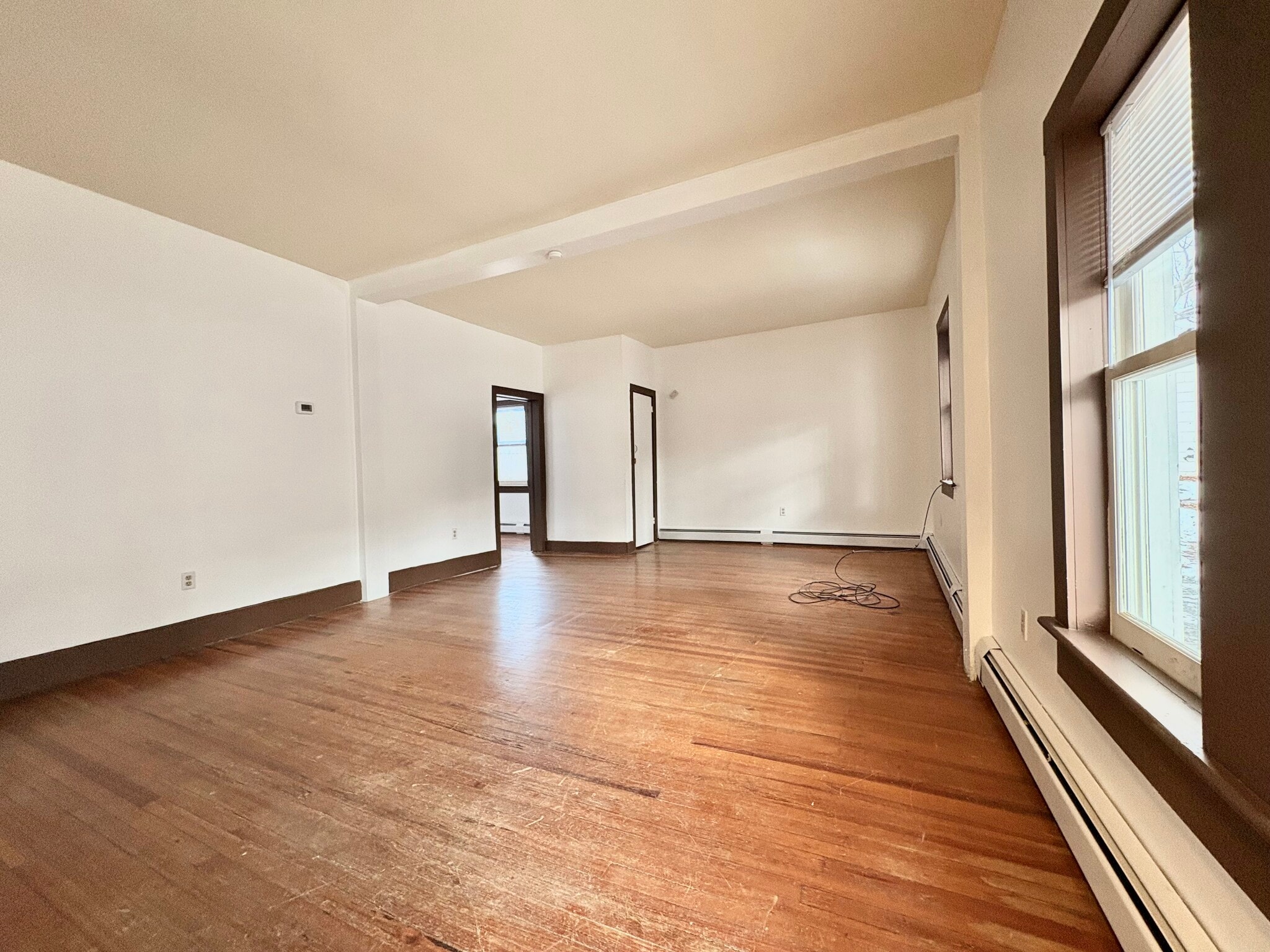 Living room - 17 School St