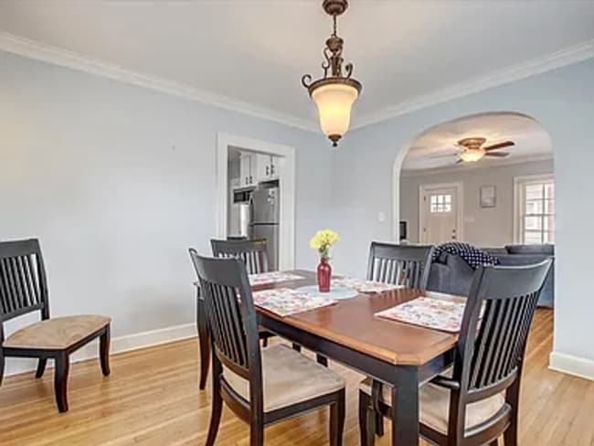 Building Photo - 528 W 43rd St