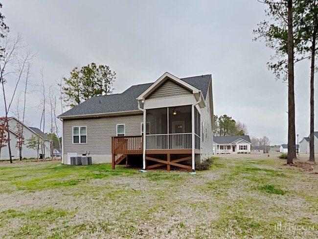Building Photo - 257 Fender Dr