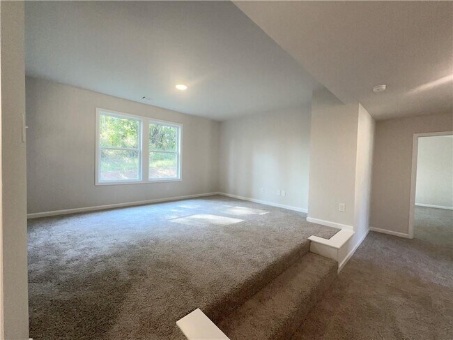 Building Photo - 284 Fox Crk Dr