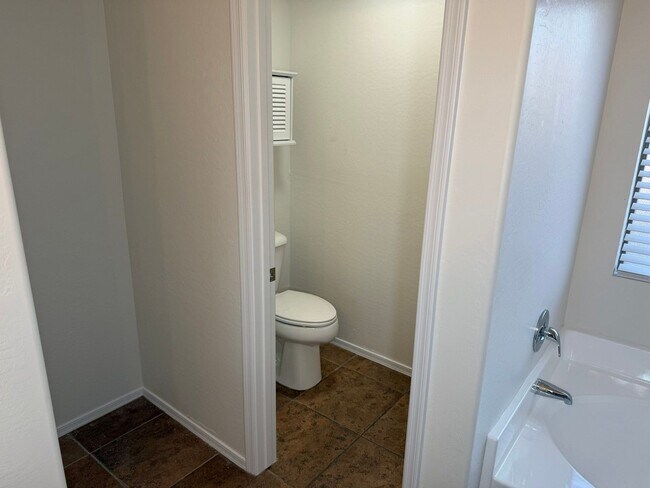 Building Photo - 3922 N Creosote Ct