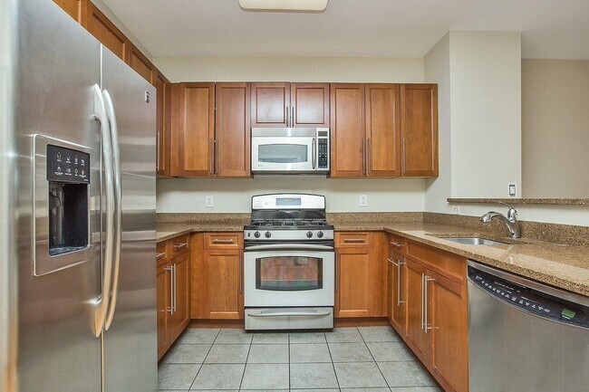 Building Photo - 15 Freedom Way