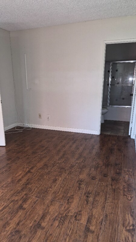 Building Photo - 1856 E 5th St