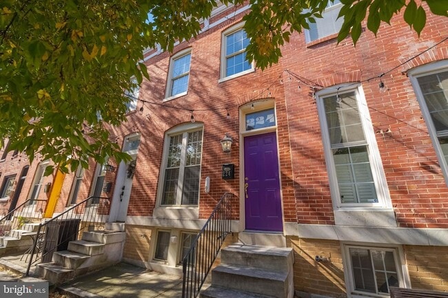 Building Photo - 224 N Milton Ave