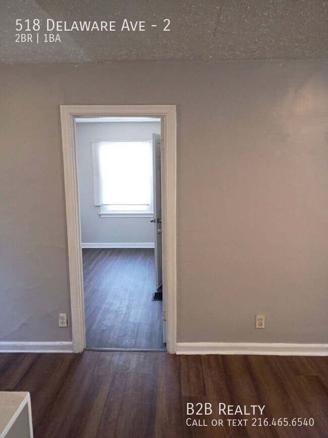 Building Photo - 518 Delaware Ave