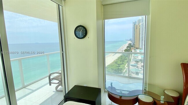 Building Photo - 16699 Collins Ave