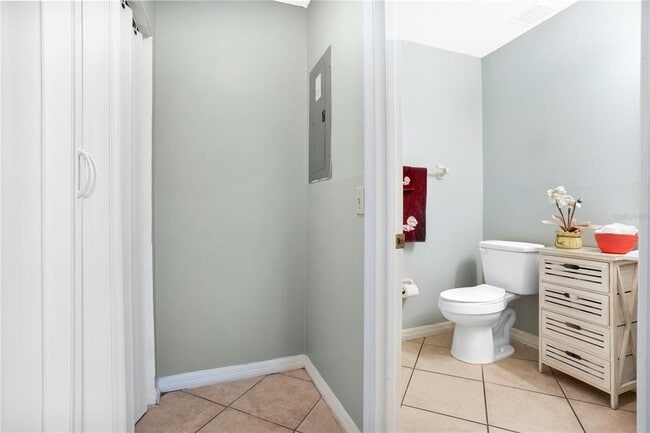 Building Photo - 435 Hunter Cir