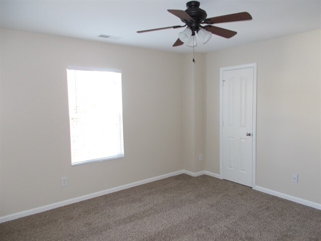 Building Photo - 4003 Saphire Ln