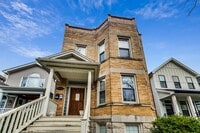 Building Photo - 2911 N Talman Ave