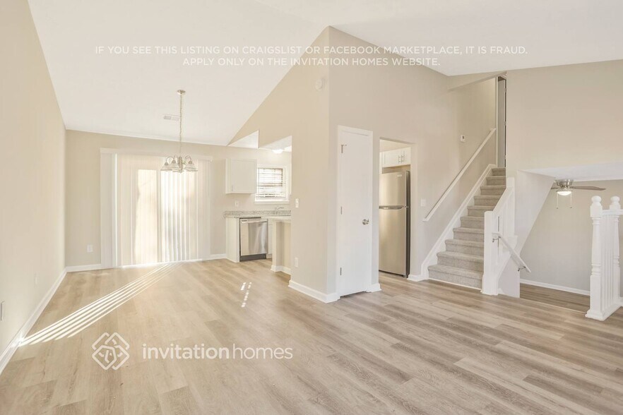 Building Photo - 4621 High Collier Walk