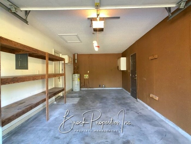 Building Photo - 1341 Dog Track Rd