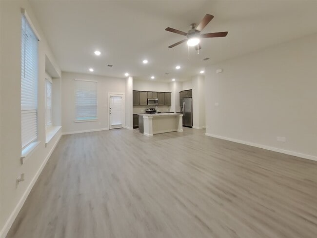 Building Photo - 2330 Cohorn Trl