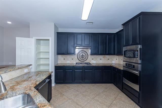 Building Photo - 8301 Skyridge Dr