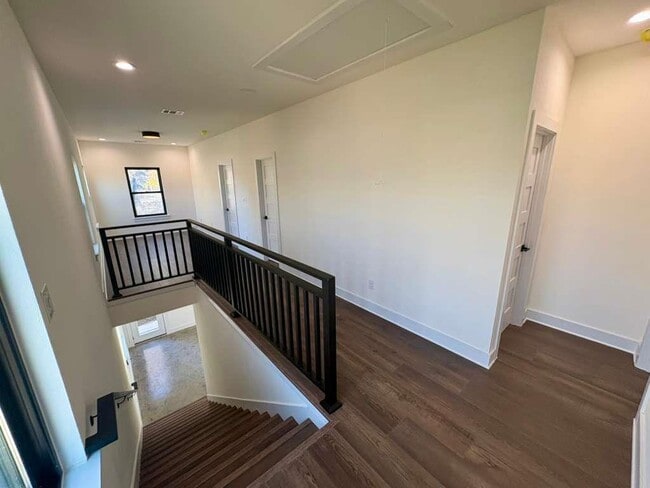 Building Photo - 10209 Gail Rd