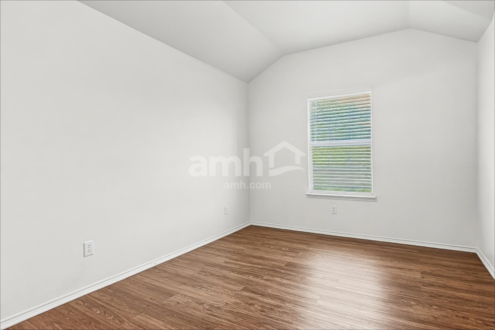 Building Photo - 4000 Hidden Meadow Ct