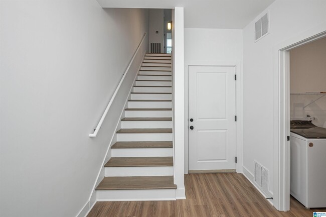 Building Photo - 2440 18th St S