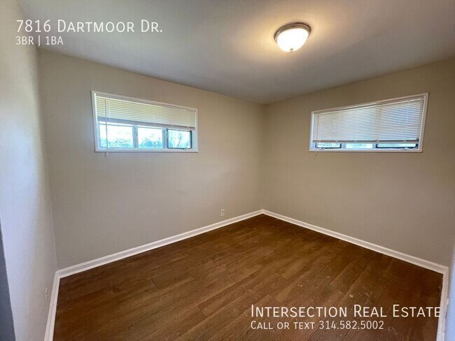 Building Photo - 7816 Dartmoor Dr