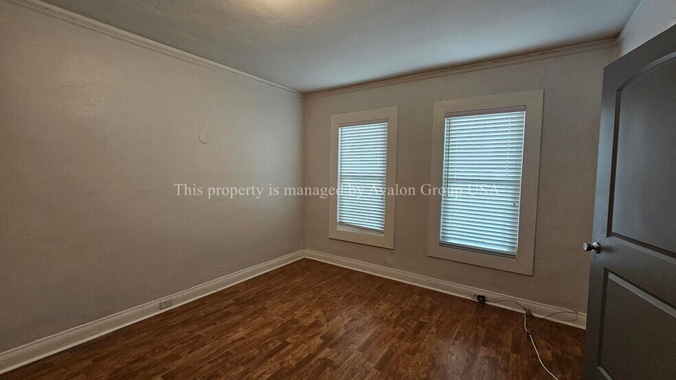 Building Photo - 2655 College St