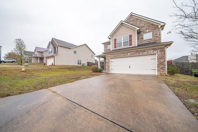 Building Photo - 3 bedroom 1.5 bath Phenix City, AL