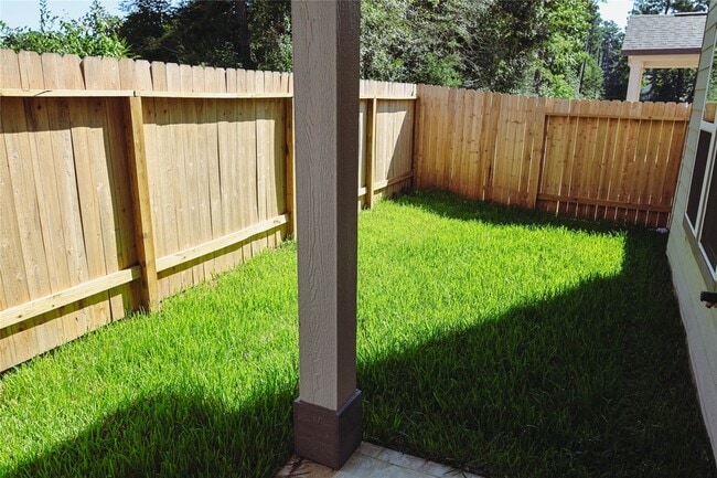 Building Photo - 8526 Blueberry Ash St