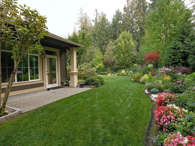 Building Photo - 4786 Strathmore Cir SW