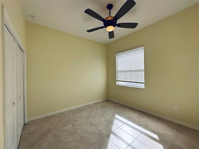 Building Photo - 9423 Rosebud Cir