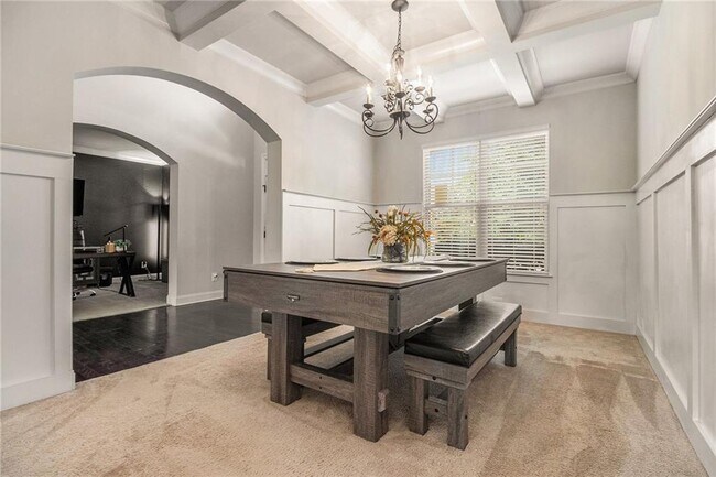 Building Photo - 2701 Blake Towers Ln