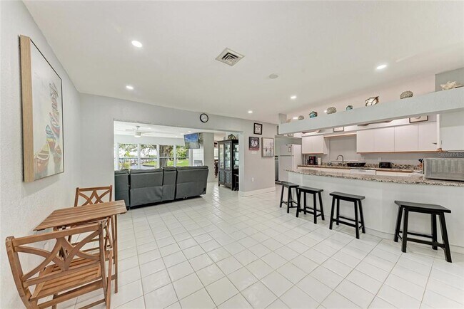 Building Photo - 3376 Peace River Dr