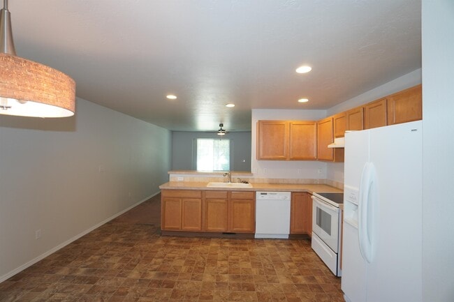 Building Photo - 163 W Lava Falls Dr