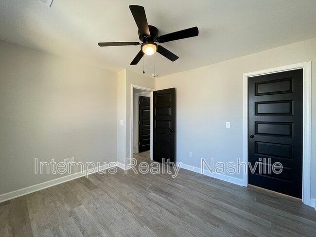 Building Photo - 146 N Trigg Ave