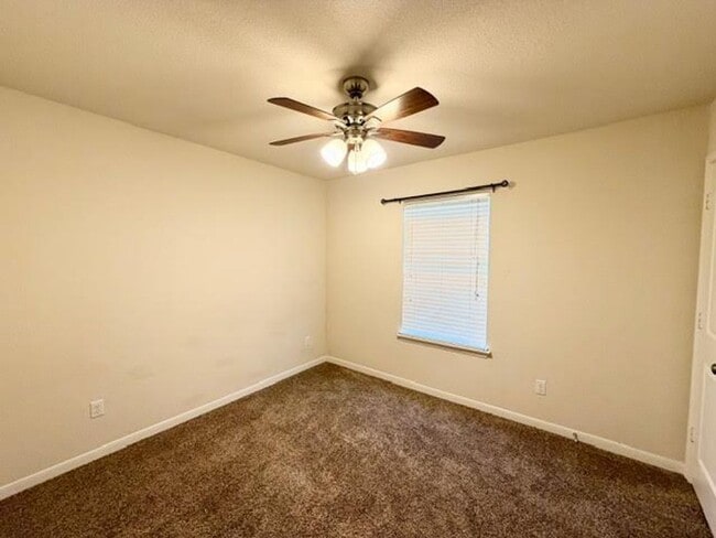 Building Photo - 1106 Merganser Way