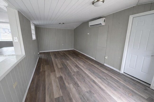 Building Photo - 2910 Mexico Gravel Rd