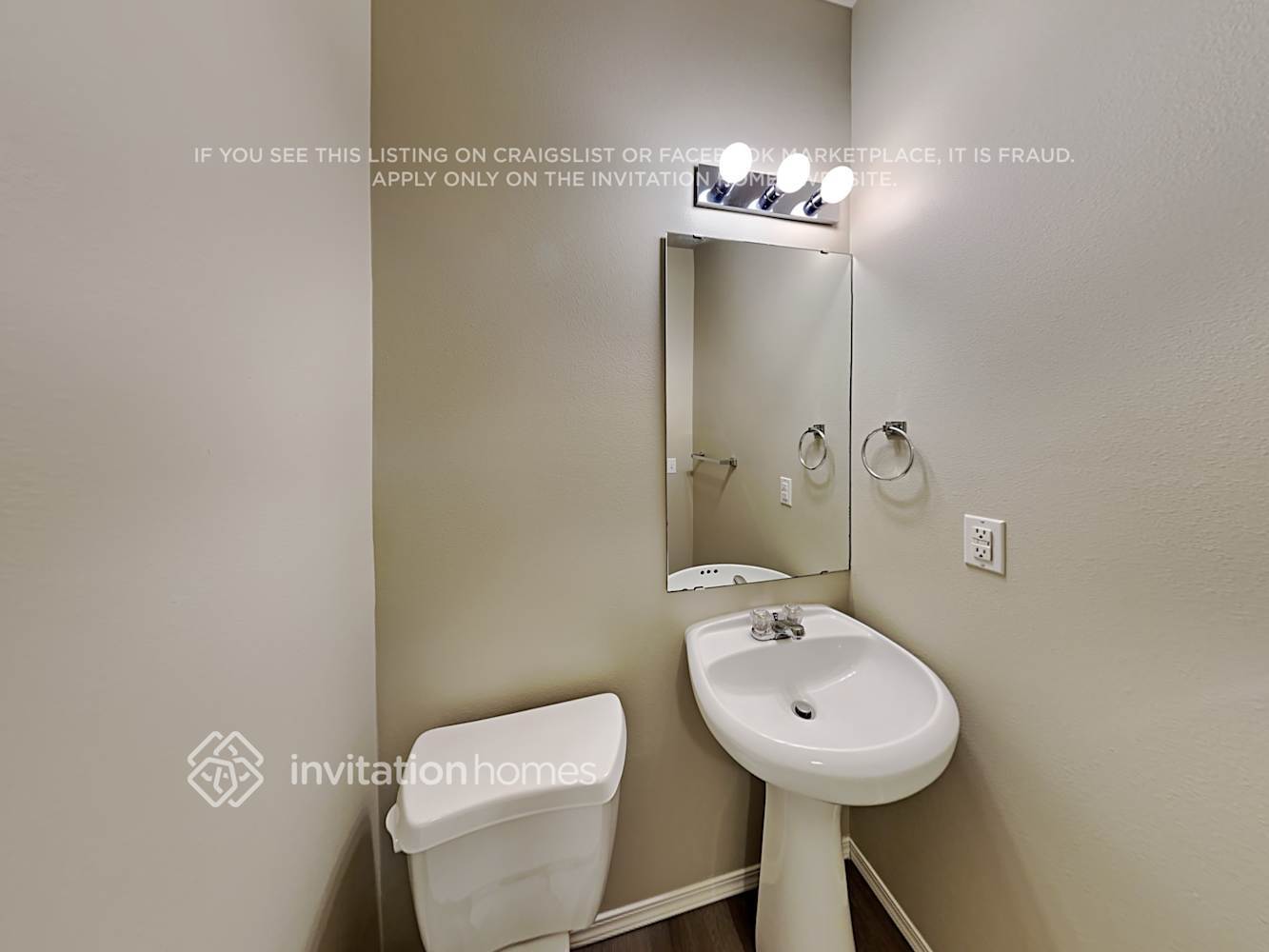 Building Photo - 1723 181st St E