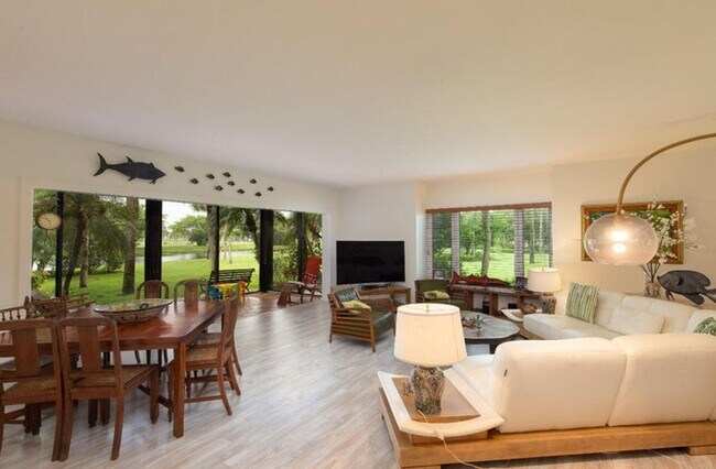 Building Photo - 13329 Polo Club Rd