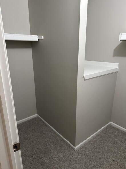 Building Photo - 50212 N Horst Ct