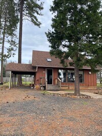 Building Photo - Magalia- 3 bedroom 2 bathroom, 2 story, detached garage, extra lot available