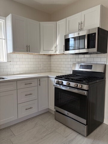 Building Photo - 13 Orchard St