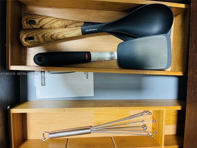 Building Photo - 41 SE 5th St