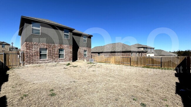 Building Photo - 283 Moonstone Way