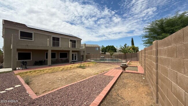 Building Photo - 3552 N Excalibur Pl