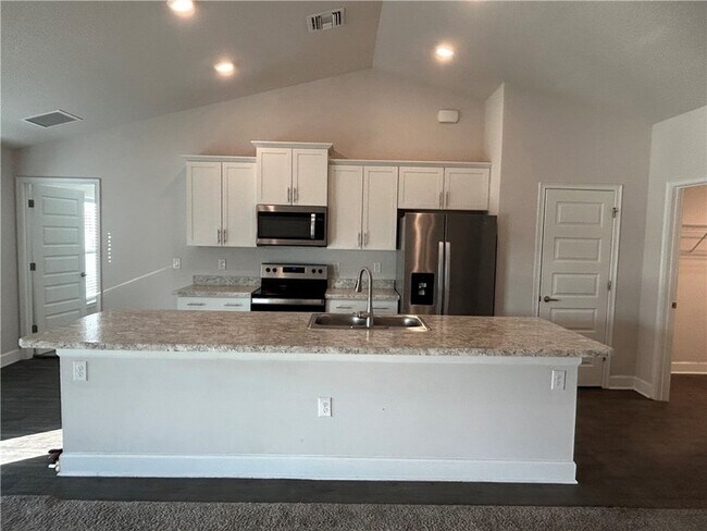 Building Photo - 1391 Seahouse St