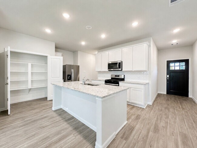 Building Photo - 52 Valiant Ridge Trail