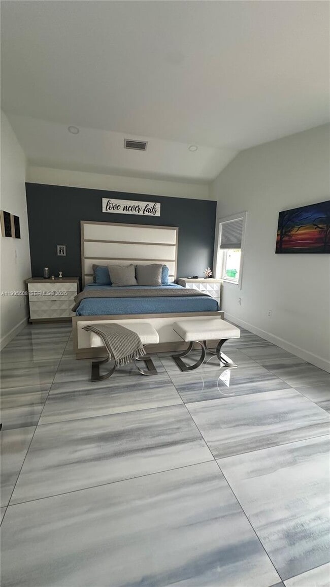 Building Photo - 13411 SW 17th Ct